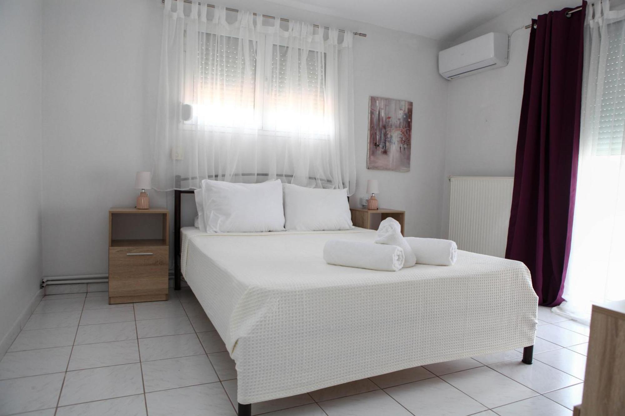 Nicole Fresh Apartments เกราโมตี ภายนอก รูปภาพ