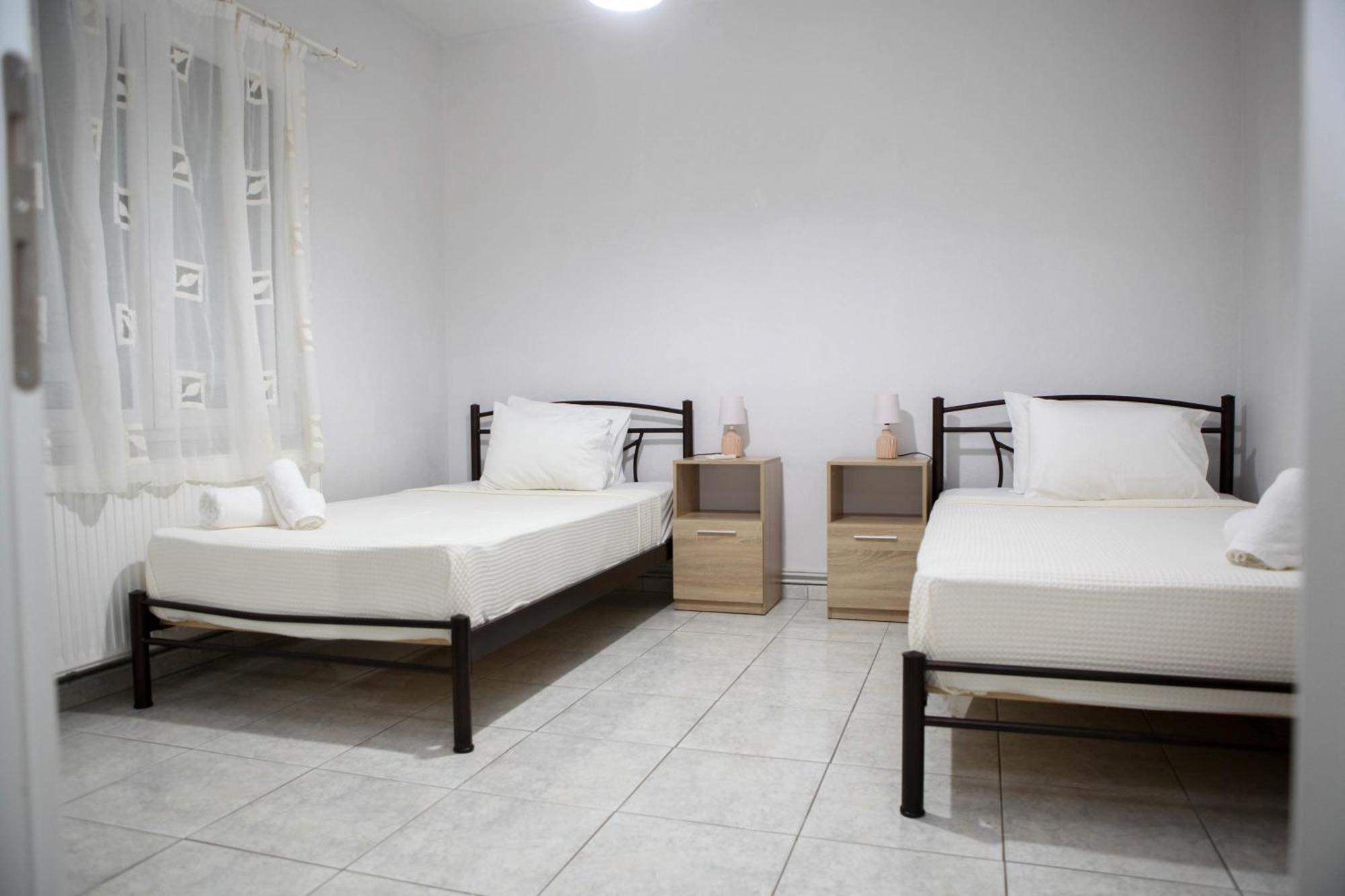 Nicole Fresh Apartments เกราโมตี ภายนอก รูปภาพ